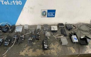 Privado: Polícia desarticula rede de ‘gatonet’ da milícia em operação no Rio