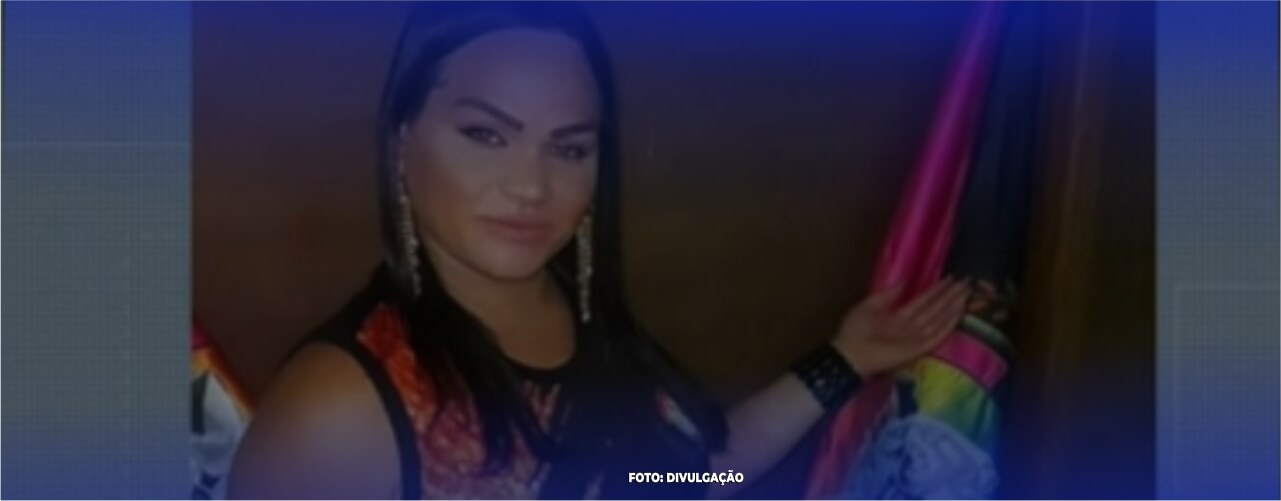 Mulher trans é morta a facadas e amordaçada no RJ