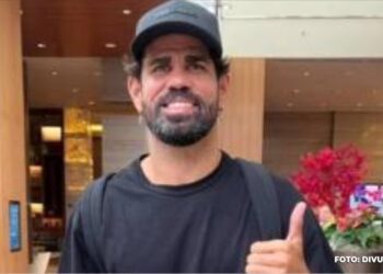 Diego Costa Chega ao Rio para Assinar com o Botafogo