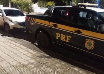 Menina de três anos é atingida por disparos no Arco Metropolitano; família acusa agentes da PRF