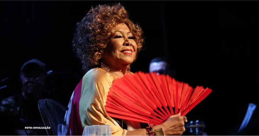 Alcione adia show devido à violência da milícia no Rio