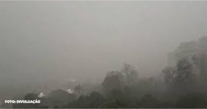 O temporal que transformou o dia em noite em São Gonçalo e Niterói