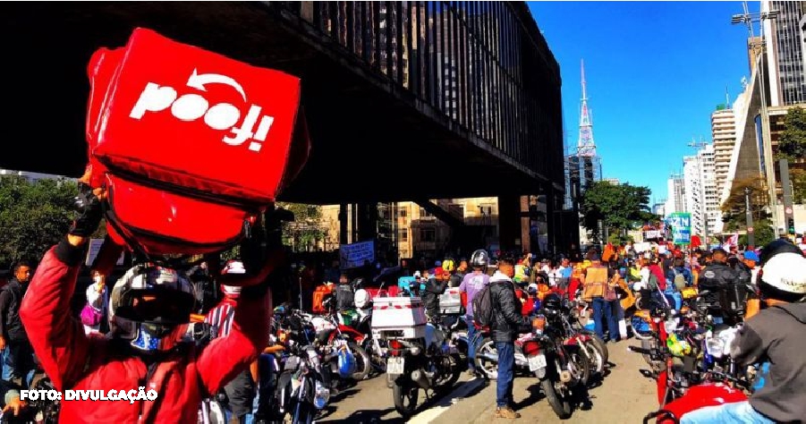 Motoboys Protestam em Frente a Condomínio Após Agressão de Colega