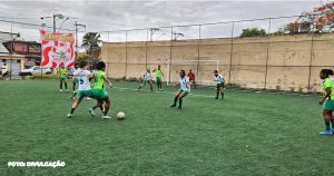 Equipe feminina do Jardim Catarina conquista a Taça das Comunidades em torneio de futebol society