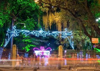 Natal em Niterói: Celebra 450 anos com inauguração da decoração no Campo de São Bento