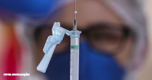 Niterói Amplia a Proteção: Início da Vacinação da Dose de Reforço com Bivalente