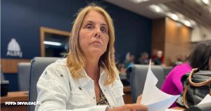 Operação Batismo encontra armas e R$ 148 mil na casa de deputada suspeita de ligação com milícia