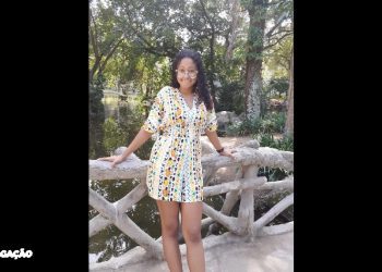 "Marido de Jovem Transferida de Hospital em Niterói Expressa Gratidão" Carlos Daniel do Nascimento, marido de Priscila Oliveira da Costa, 26 anos, manifesta sua gratidão após a transferência da esposa para o Hospital Universitário Antônio Pedro (Huap-UFF) em Niterói. Priscila, auxiliar de veterinário e moradora do Complexo do Viradouro, suspeita de linfoma não-Hodgkin, enfrentou dificuldades para obter vaga em uma unidade capaz de realizar a biópsia necessária para iniciar o tratamento. O casal, que tem um filho de 7 anos, enfrentou uma jornada desafiadora em busca de atendimento adequado para Priscila. O marido, aliviado com a transferência, compartilhou a notícia: "Ela acaba de ir para o leito! O cirurgião já veio verificar ela. Vai iniciar os exames hoje e dar começo na tratativa pra que ela possa se recuperar o mais rápido possível. Deixo aqui novamente a minha gratidão." O Huap-UFF informa que a paciente está em fase de avaliação pelos médicos, e ainda não é possível determinar os próximos passos. A unidade esclarece que só pode compartilhar informações sobre o estado de saúde com familiares ou pessoas autorizadas.