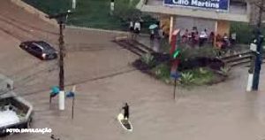 Niterói sobrevive à tempestade: Recorde histórico de chuvas desafia a cidade