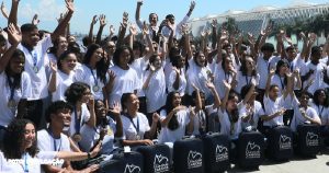 voltou a escrever os titulos errado, aqui no brasil não fazemos isso, nao se escreve tudo maiusculos nos titulos não, so substantivo proprio e começo de título ou frase