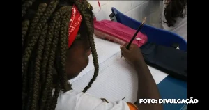 lançar o Programa de Alfabetização