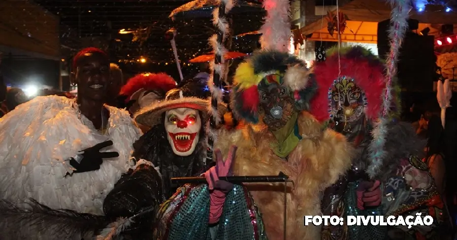 Carnaval Raiz 2024 em São Gonçalo Encanta Moradores com Tradição e Alegria