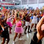 Projeto São Gonçalo em Movimento Anima Alunos com Baile à Fantasia na Quadra do Porto da Pedra