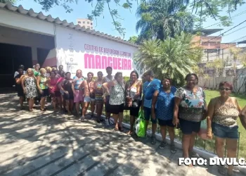 Passeio cultural ao Instituto Mangueira do Futuro encanta idosos do CERPI