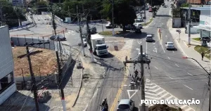 Maricá (RJ) espera retirada de postes de energia para iniciar mudança no trânsito