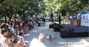 Retorno triunfal: Arte na rua encanta Niterói com música e dança
