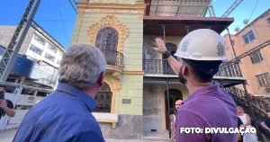 Prefeito de Niterói visita obras de restauração da Casa Norival de Freitas