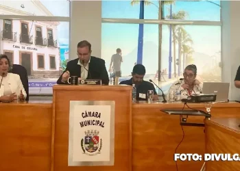 Investimentos e avanços do SUS apresentados na Câmara Municipal