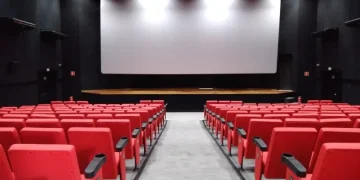 3303B96E F5D3 4C1E B6C7 8198B3A2B4EB