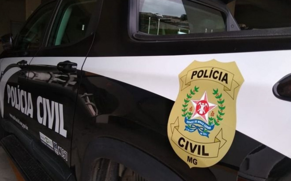 Homem é morto com facada no peito após invadir casa da ex-namorada