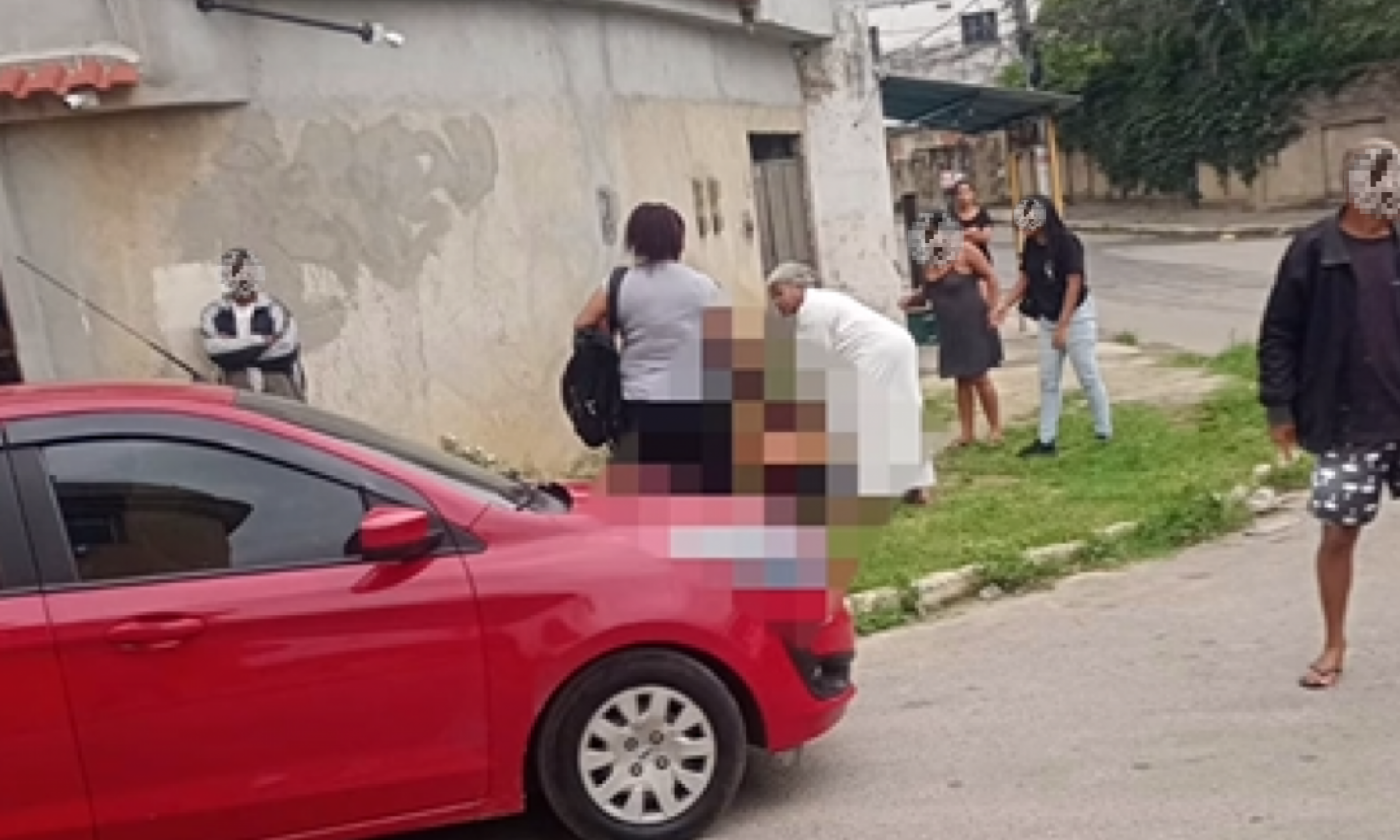 Mulher é atacada com facão pelo ex a caminho do trabalho no Rio | Enfoco