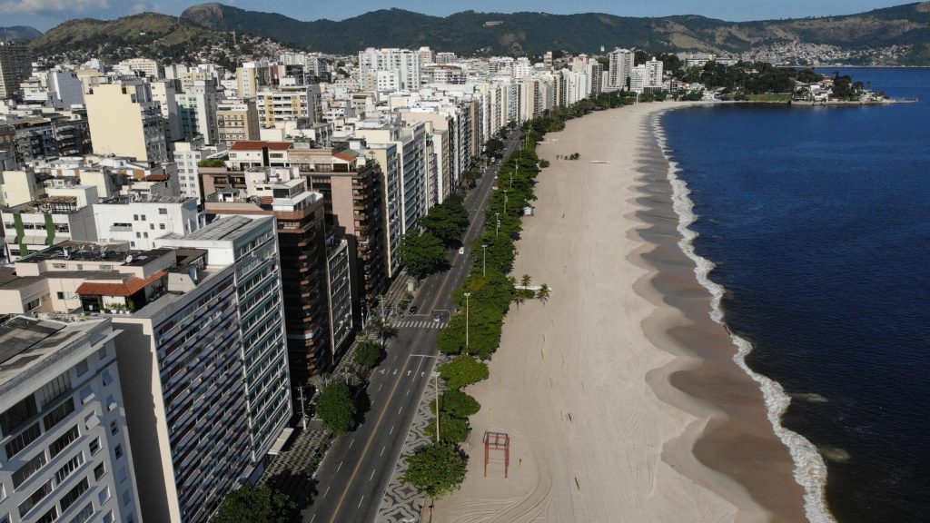 Confira os locais com maior aumento nos roubos de veículos e celulares no RJ