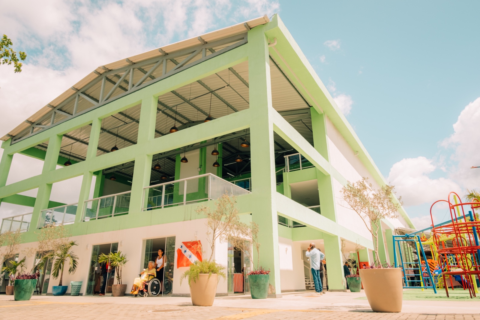 Maricá inaugura Mercado Municipal no Centro