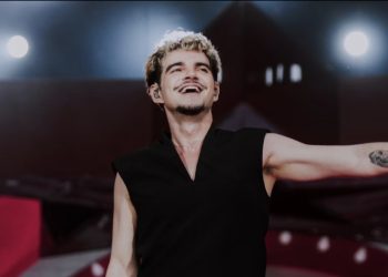 Cantor Jão anuncia pausa na carreira por tempo indeterminado: 'Quero virar um fantasma'