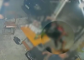 Homem se finge de morto para escapar de assalto a bar | Enfoco