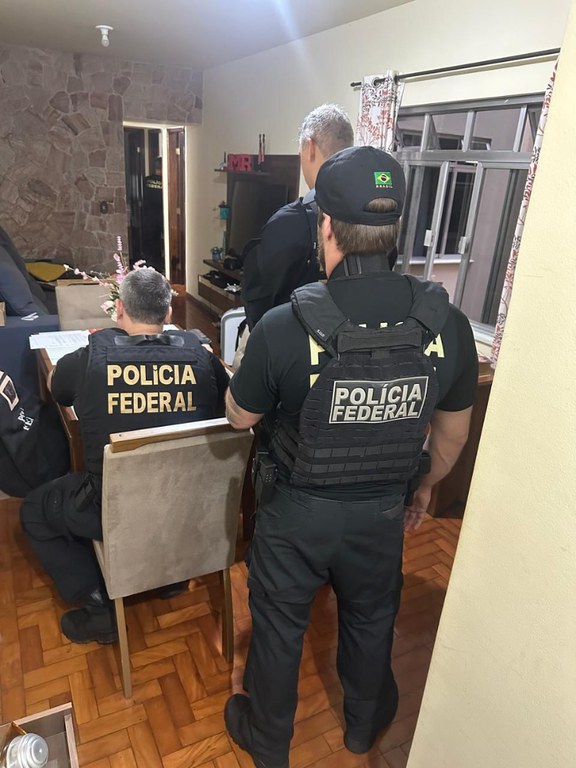 PF deflagra operação contra irregularidades em clubes de tiro