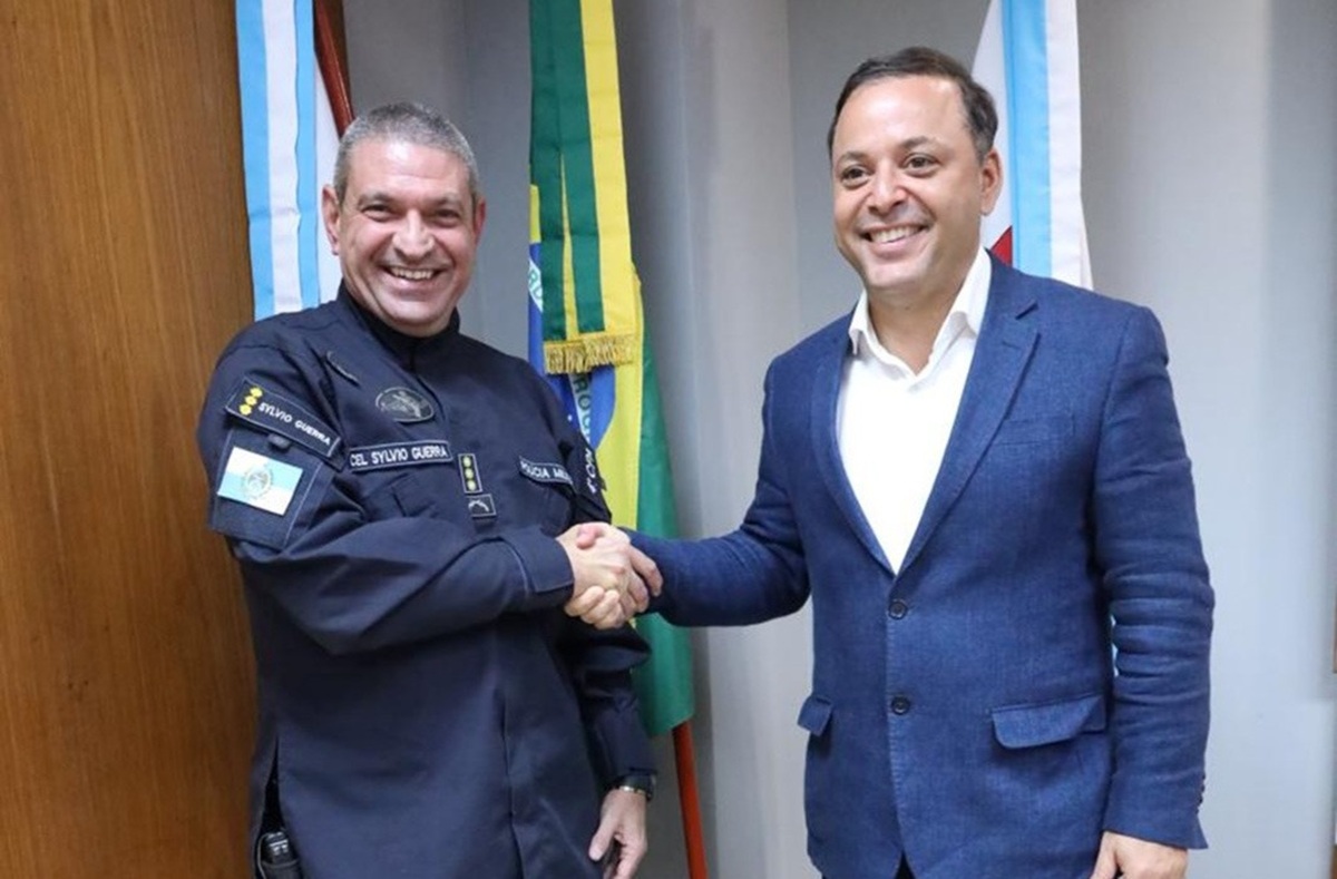 Prefeito de Niterói e comandante do 4º CPA discutem parcerias para segurança pública e revitalização de prédio histórico