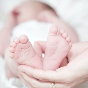 Caxias discute lei de entrega voluntária de bebês para doação