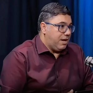 Pastor relaciona autismo a Ogum e Ares e caso vai parar na polícia