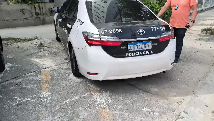 Dupla é presa aplicando o “golpe da maquininha” em Niterói