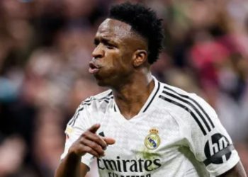 No topo do mundo: Gonçalense Vini Jr. renova com o Real Madrid até 2030 com salário astronômico