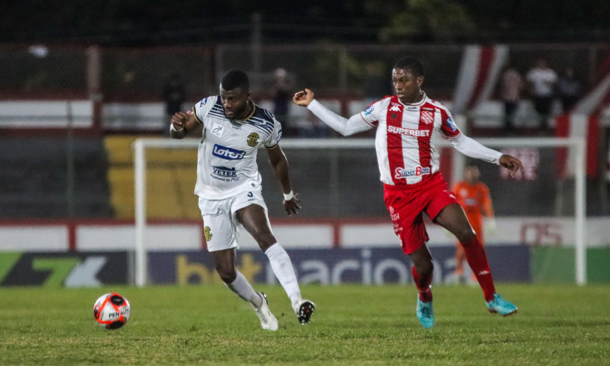 Bangu vence primeiro jogo das finais contra o São Gonçalo | Enfoco