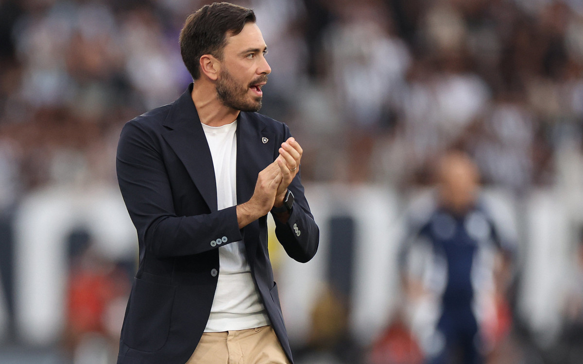 Botafogo terá semana decisiva na Libertadores e no Brasileirão