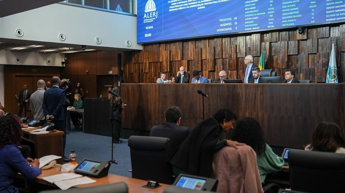 Deputados do RJ aprovam que mulheres vítimas de violência doméstica não paguem taxa de inscrição em concursos públicos do Estado