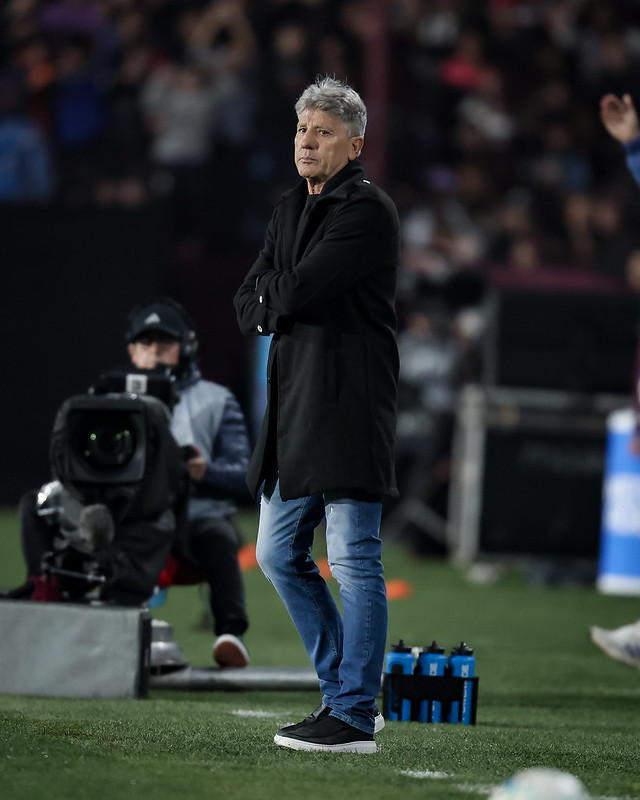 Apático, Fluminense perde para o Lanús na Sul-Americana