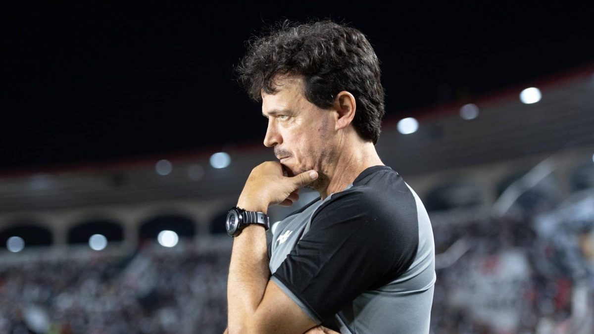 Barros, Thiago Mendes e mais: veja opções de Diniz para substituir Jair no Vasco