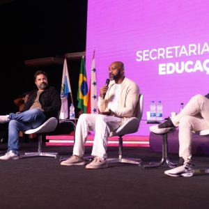 FLIM 2025 discute fatos, literatura e periferias em domingo de feriado da Independência