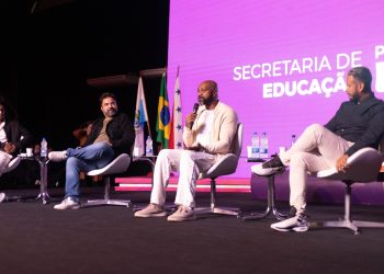 FLIM 2025 discute fatos, literatura e periferias em domingo de feriado da Independência