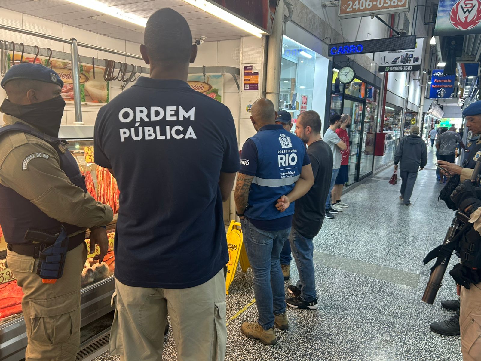 Operação no calçadão de Campo Grande retira 1,2 tonelada de