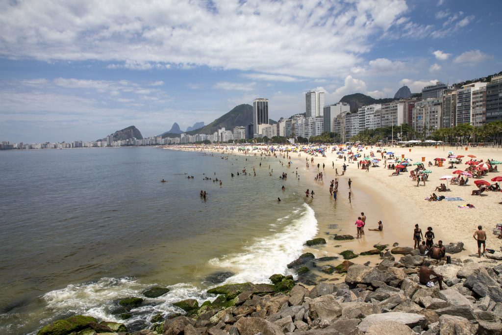 Rio atinge 41°C nesta segunda antes da virada de tempo com chuva e frio