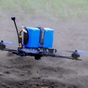 Bandidos usam drones para lançar bombas durante operação no Rio de Janeiro