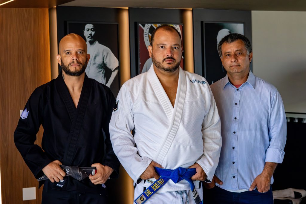 Clube Municipal recebe Copa de jiu-jitsu e arrecada leite para crianças da Baixada