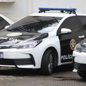 GAECO/MPRJ e Polícia Civil cumprem 18 mandados de prisão contra integrantes do Comando Vermelho, na Maré e em Petrópolis