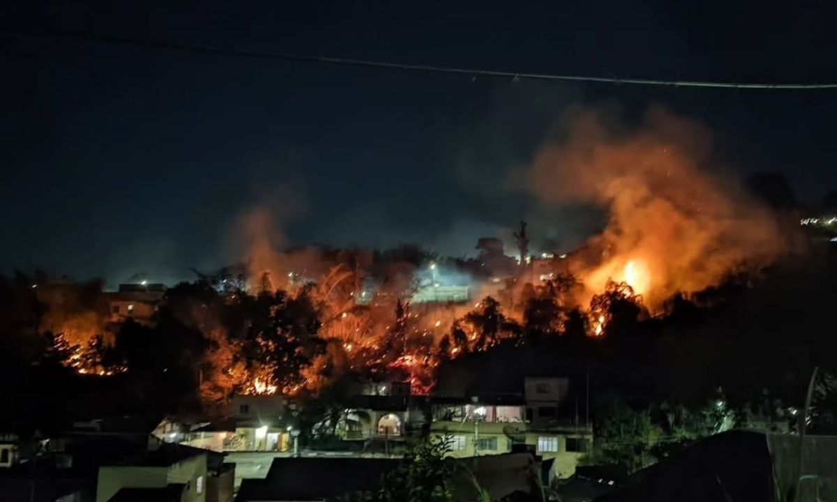 Incêndio de grande proporção atinge vegetação em São Gonçalo