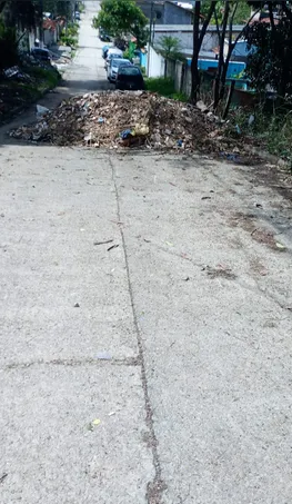 Menos de 48h após serem retiradas pela PM, barricadas são reinstaladas no Engenho do Roçado, em SG