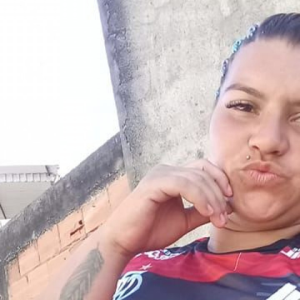 Mulher morta por traficantes na Baixada tem execução filmada
